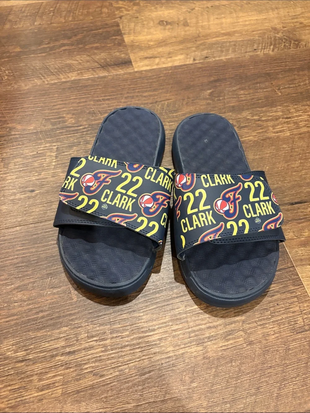 Indiana Fever Caitlin Clark ISlide Sandals Unisex Kids Size 3